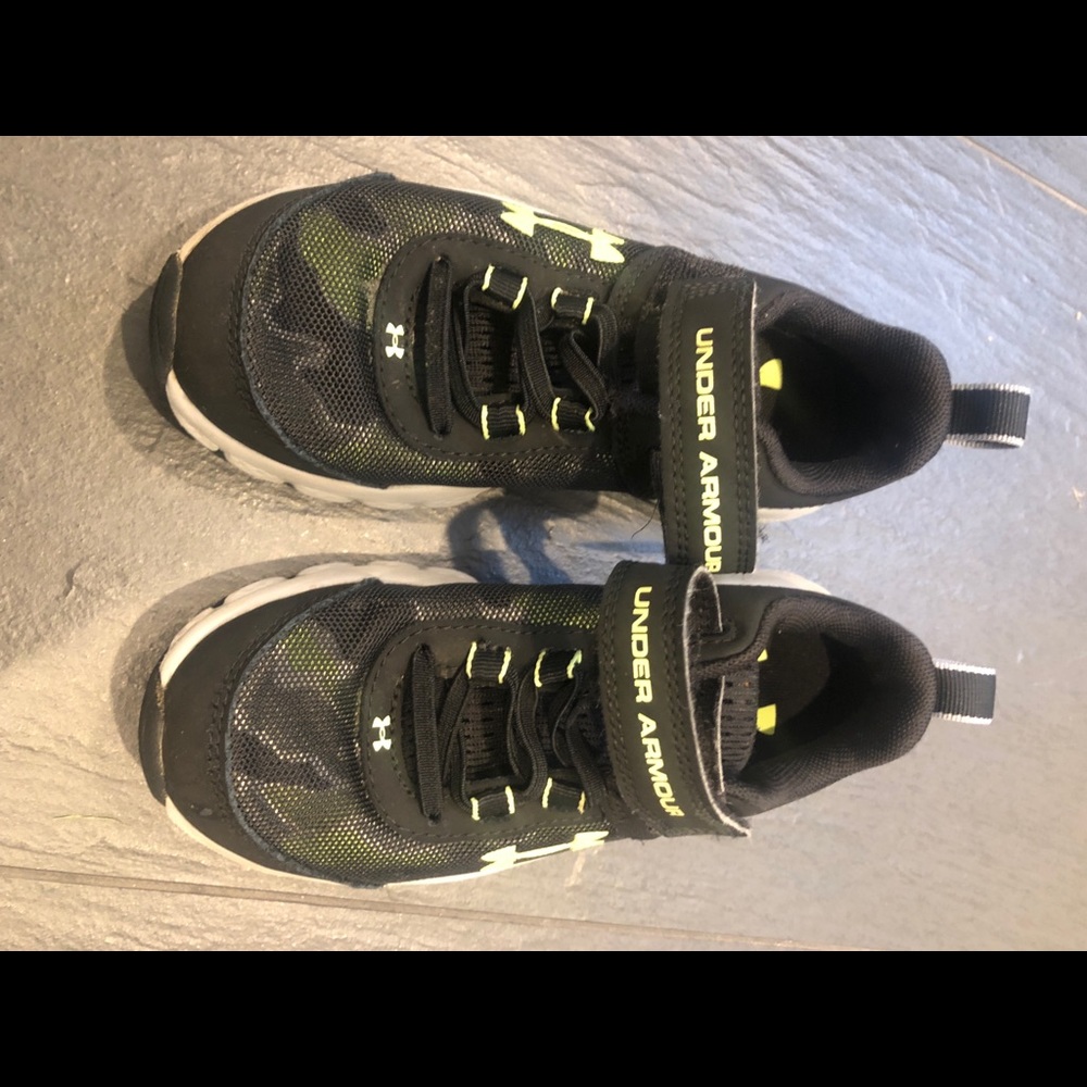 Boys under armor sneakers